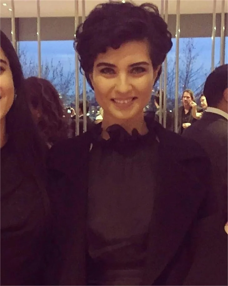 Londra'dan Tuba Büyüküstün geçti!