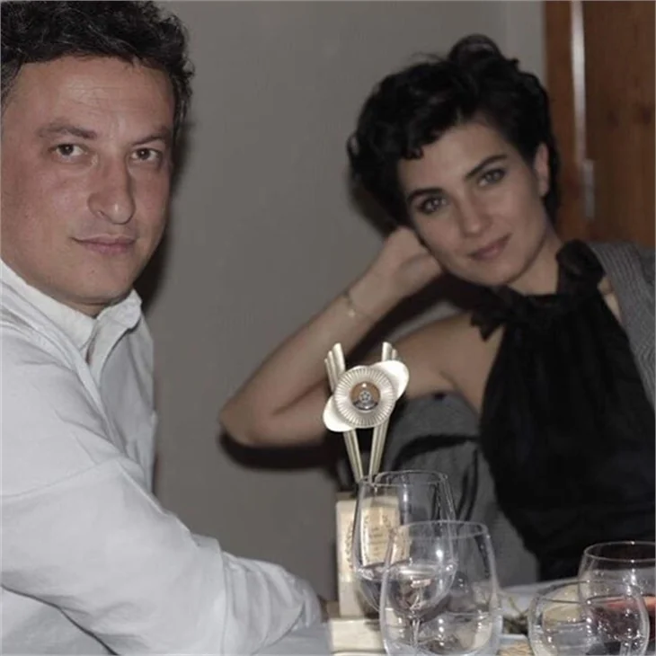 Londra'dan Tuba Büyüküstün geçti!