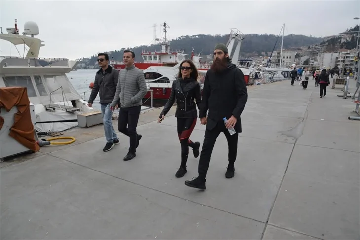 Eliz Sakuçoğlu'nun sevgilisi Beran Benan'la Bebek turu!