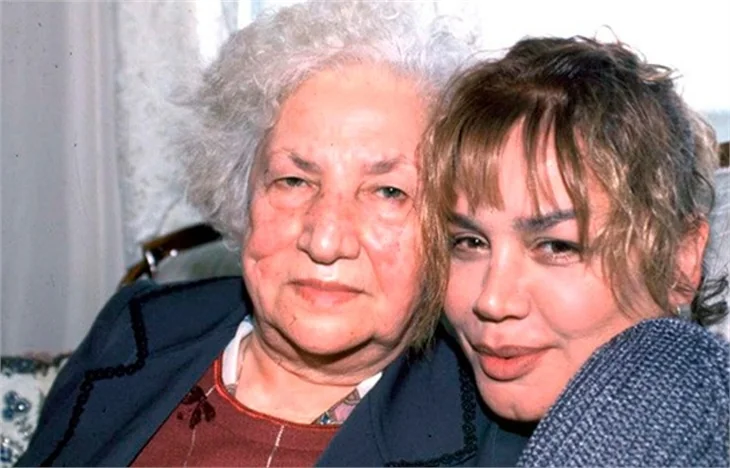 Sezen Aksu'nun anne acısı!