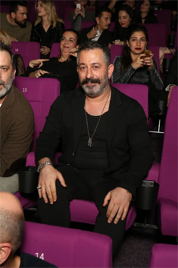 Kaçma Birader'in galasına ünlü akını!
