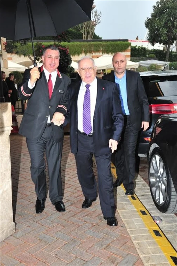 Mustafa Koç dualarla anıldı!