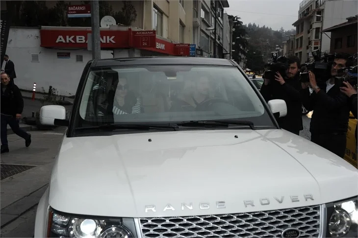 Tolgahan Sayışman ile Almeda Abazi, Bebek'te görüntülendi!