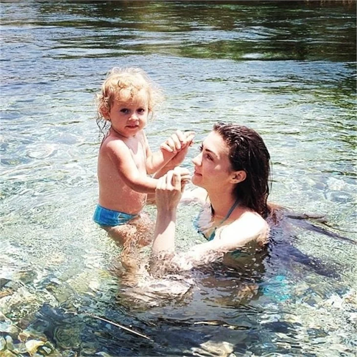 Burcu Özberk: Her şeyde aşk olmalı