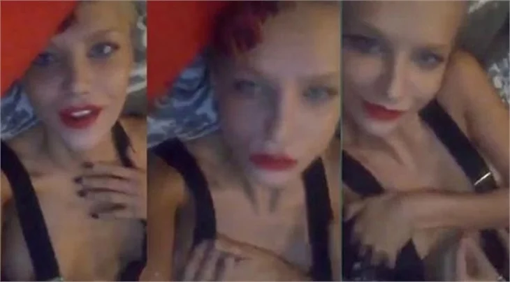 Ayşenur Balcı'dan aşk pozu