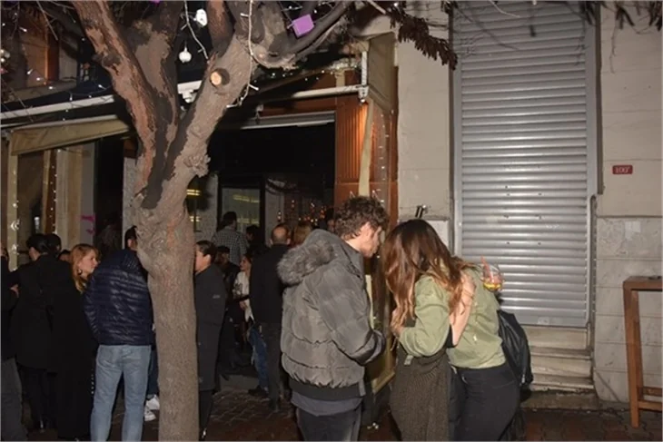 Olaylı doğum günü partisi