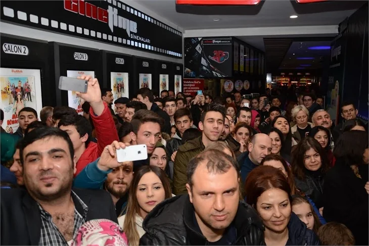'Ali Kundilli 2' Eskişehir'de gala yaptı!