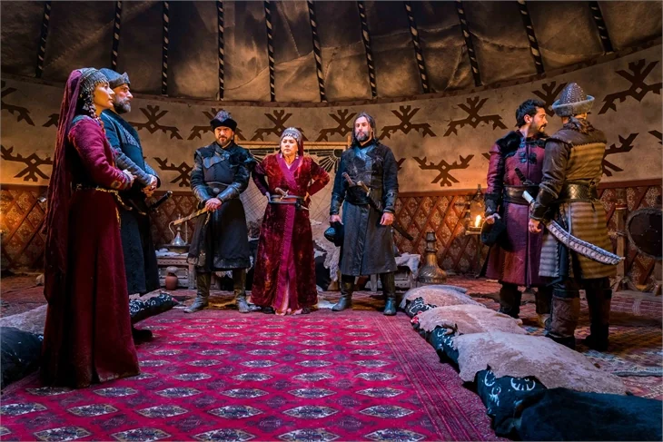 Diriliş "Ertuğrul"da sürpriz nikah!