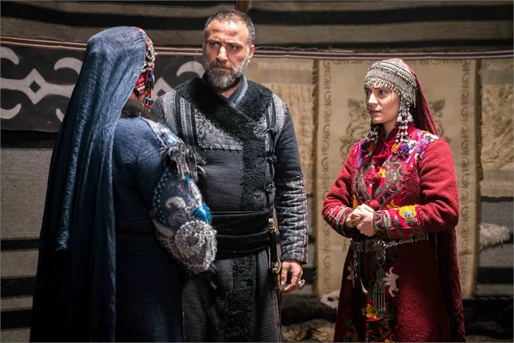 Diriliş "Ertuğrul"da sürpriz nikah!