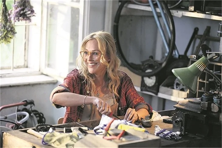 Meryem Uzerli arka kapıdan kaçtı!