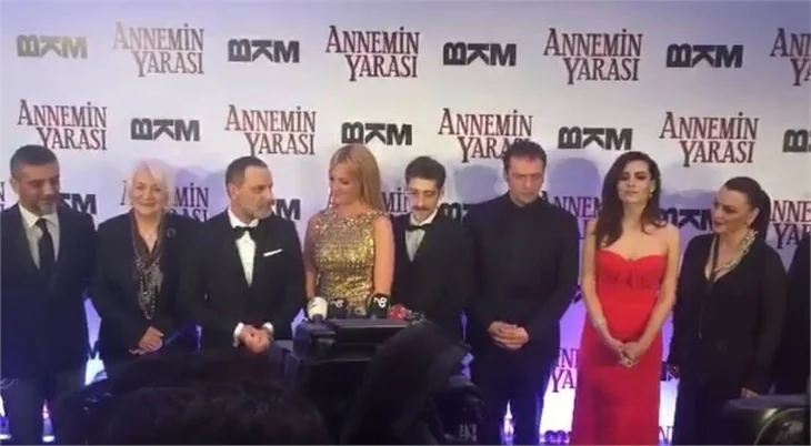Annemin Yarası filminden görkemli gala