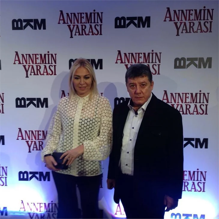 Annemin Yarası filminden görkemli gala