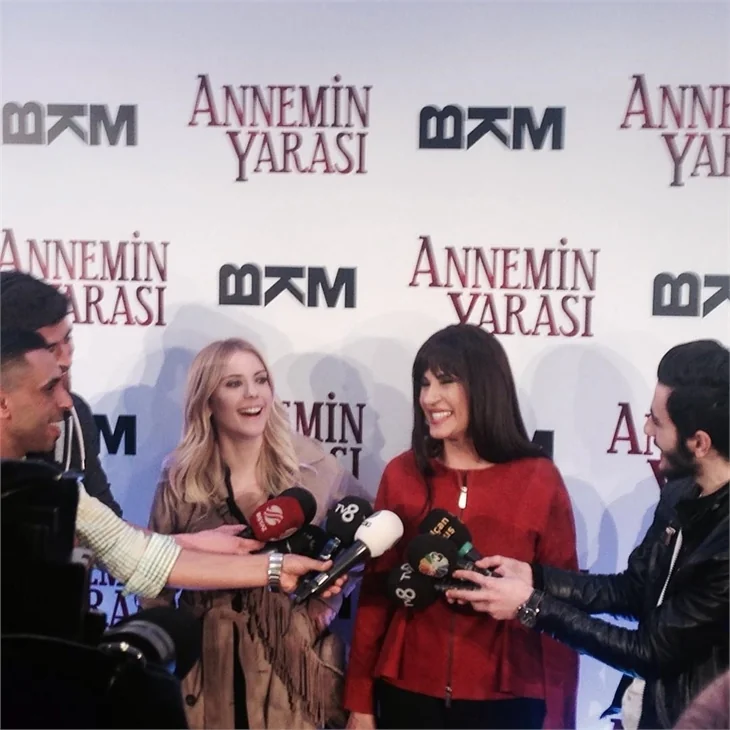 Annemin Yarası filminden görkemli gala