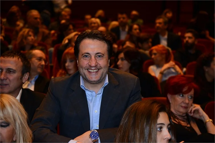'Annemin Yarası' filminin galasına ünlü akını!