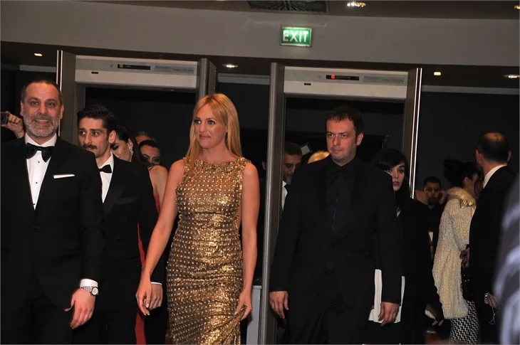 'Annemin Yarası' filminin galasına ünlü akını!