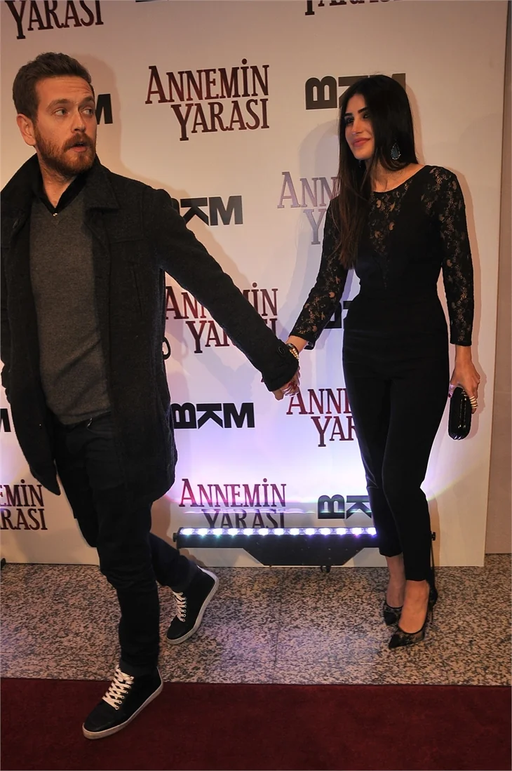 'Annemin Yarası' filminin galasına ünlü akını!