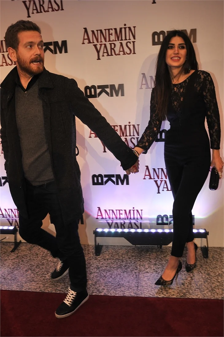 'Annemin Yarası' filminin galasına ünlü akını!