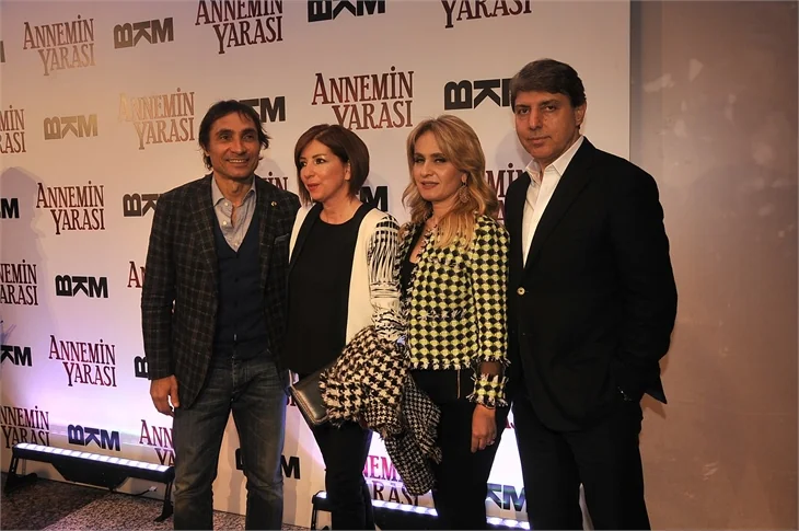 'Annemin Yarası' filminin galasına ünlü akını!
