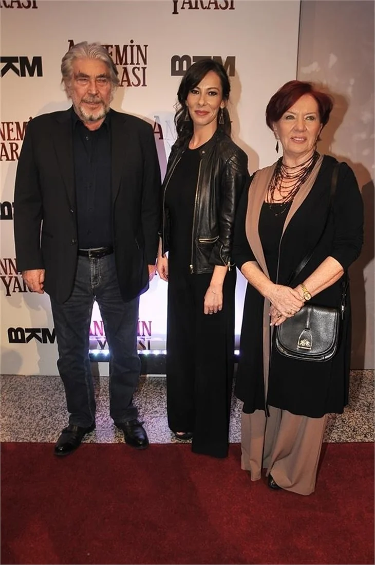 Ünlü isimler Annemin Yarası filmi için neler söyledi?