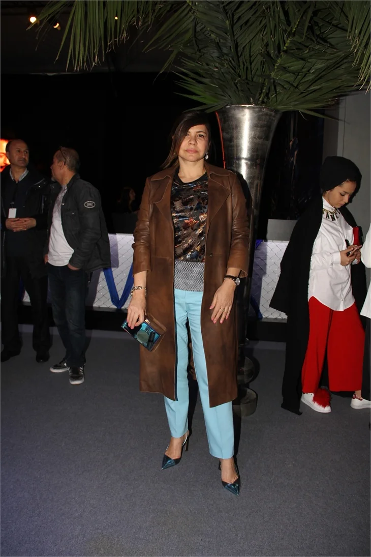 Fashion Week İstanbul'da ünlüleri buluşturan defile!
