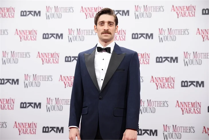 'Annemin Yarası' filmi Berlin'de gala yaptı!