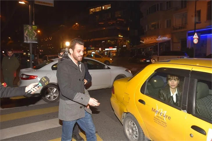 Erkan Kolçak Köstengil ve Şükran Ovalı, Şebnem Bozoklu’ya baskın yaptı