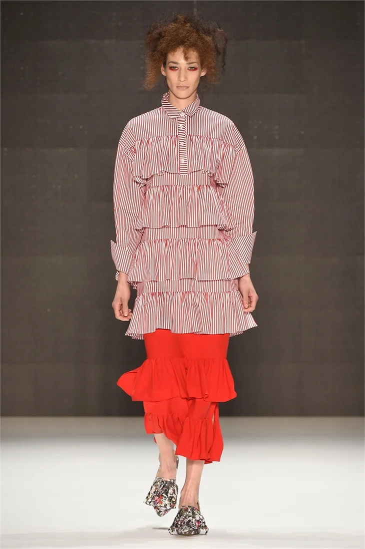 Fashion Week İstanbul devam ediyor