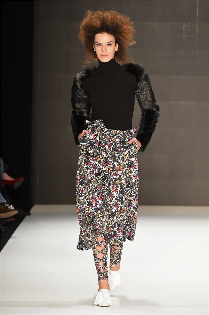 Fashion Week İstanbul devam ediyor