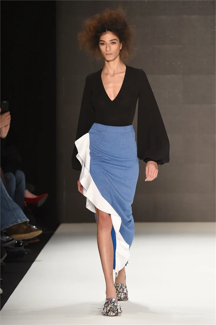 Fashion Week İstanbul devam ediyor