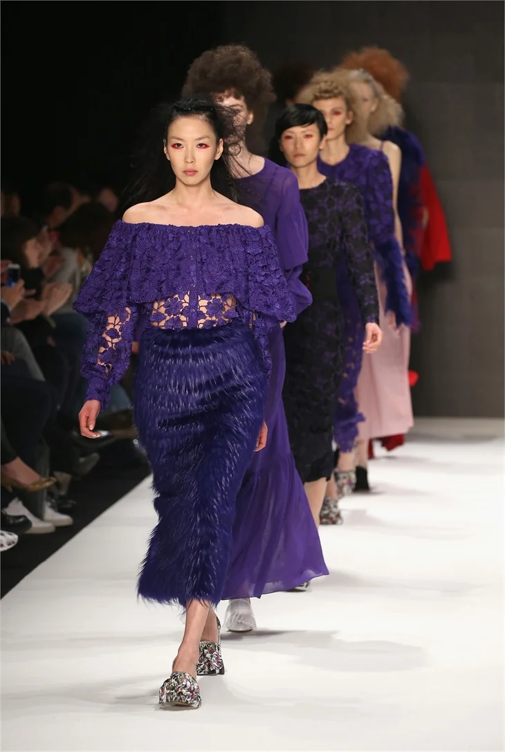 Fashion Week İstanbul devam ediyor