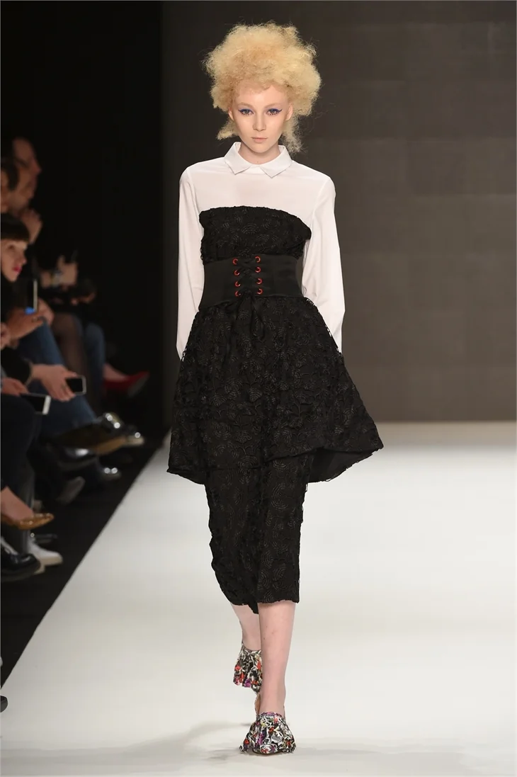Fashion Week İstanbul devam ediyor