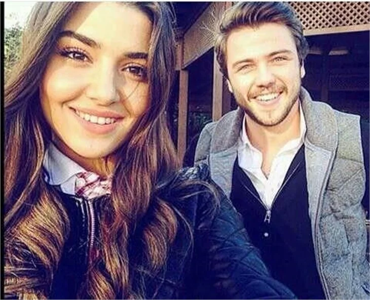 Hande Erçel ve Tolga Sarıtaş'tan duygusal veda mesajı