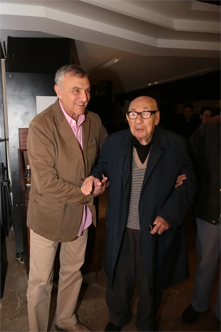 Mustafa Alabora yeni yaşını kutladı!