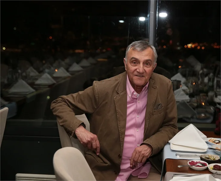 Mustafa Alabora yeni yaşını kutladı!
