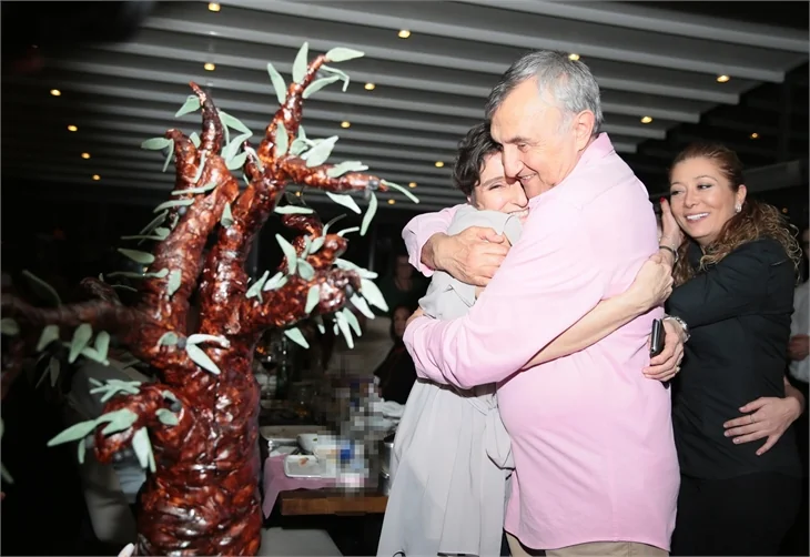 Mustafa Alabora yeni yaşını kutladı!
