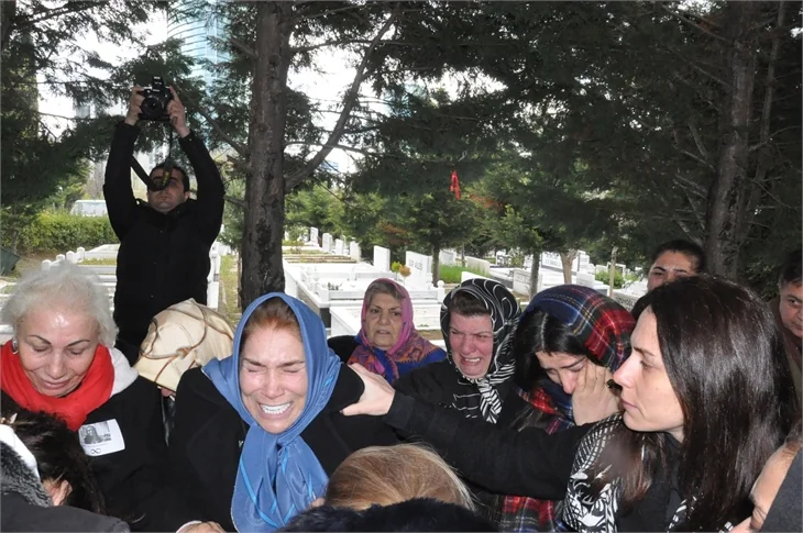 Mezdeke dansçısı Aynur Kanbur son yolculuğuna uğurlandı
