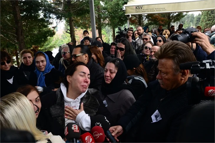 Mezdeke dansçısı Aynur Kanbur son yolculuğuna uğurlandı