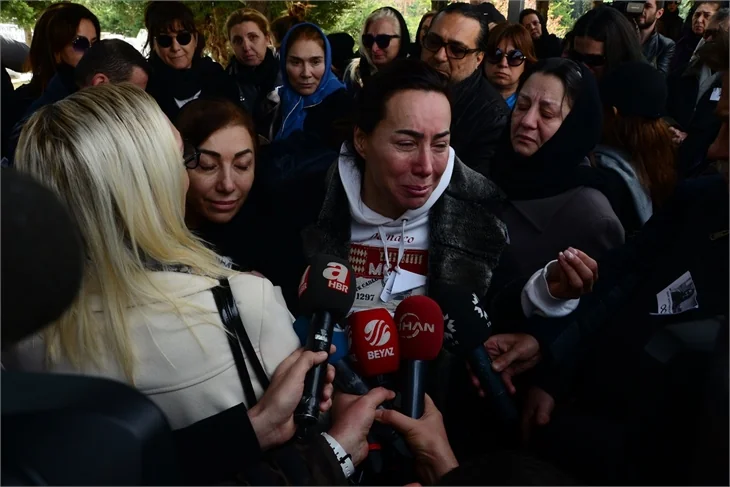 Mezdeke dansçısı Aynur Kanbur son yolculuğuna uğurlandı
