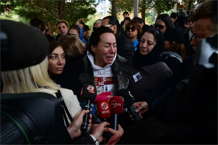Mezdeke dansçısı Aynur Kanbur son yolculuğuna uğurlandı