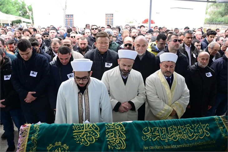 Mezdeke dansçısı Aynur Kanbur son yolculuğuna uğurlandı