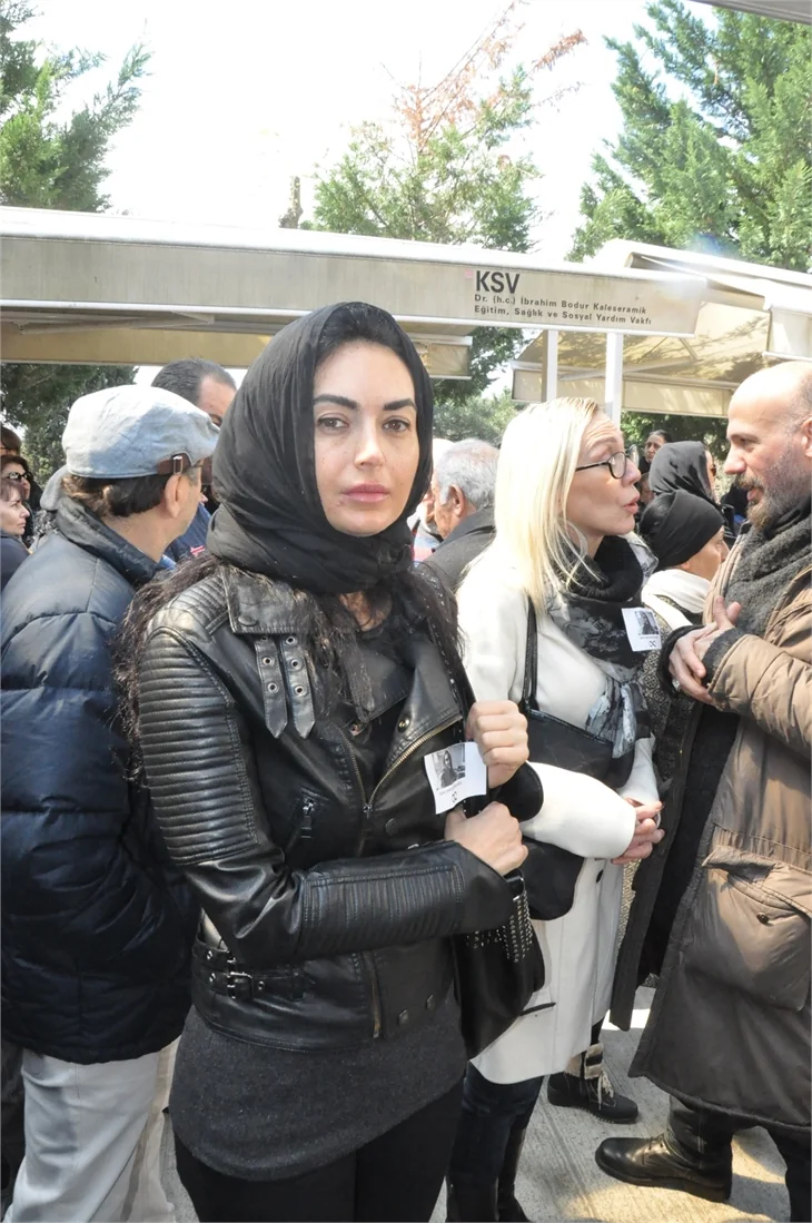 Mezdeke dansçısı Aynur Kanbur son yolculuğuna uğurlandı