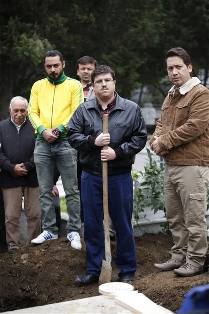 Bahtsız Berhudar!