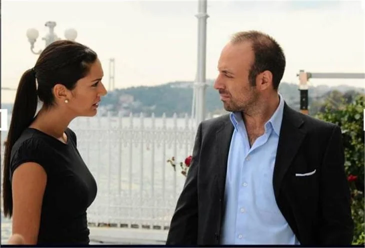 Bergüzar Korel ve Halit Ergenç'in 'reklam' davası sürüyor