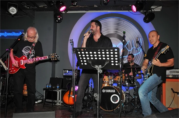 Boynuz kulağı geçti