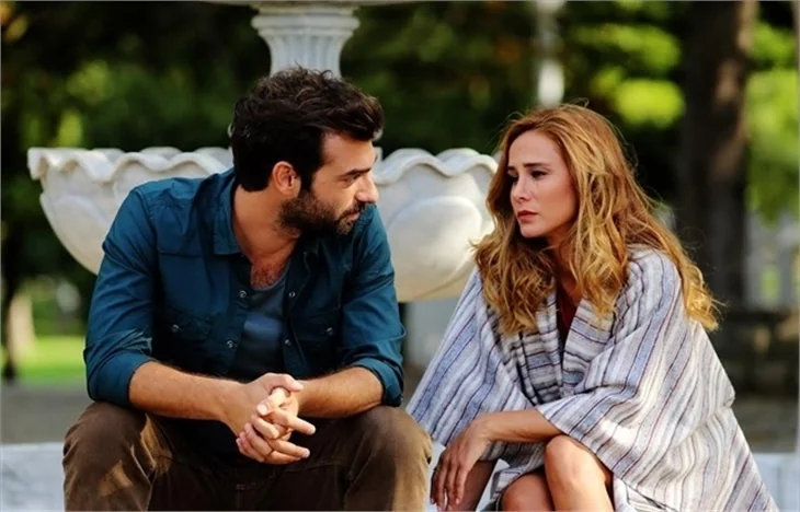 Poyraz Karayel’de bir sürpriz ayrılık daha