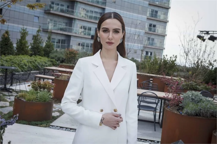 Sarp Levendoğlu-Birce Akalay çiftinden boşanma iddialarına yanıt
