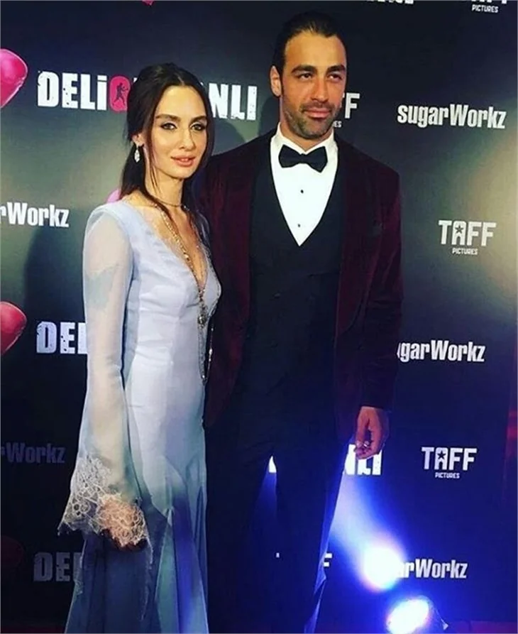 Sarp Levendoğlu-Birce Akalay çiftinden boşanma iddialarına yanıt
