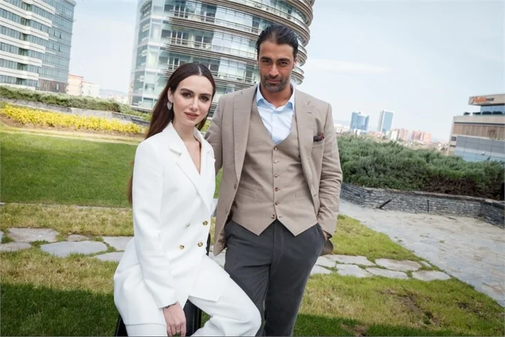 Sarp Levendoğlu-Birce Akalay çiftinden boşanma iddialarına yanıt