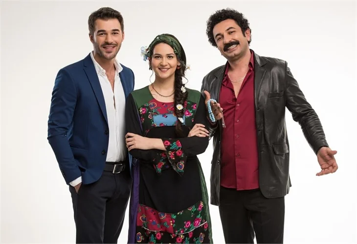 Hanımköylü afiş çekiminden renkli kareler...