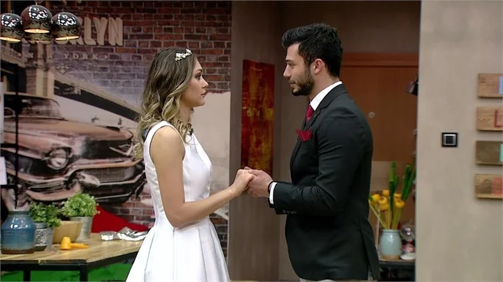 Kısmetse Olur'da Emre'den Hazal'a sürpriz teklif